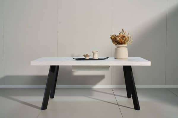 שולחן אוכל דמוי שיש לבן דגם אבניו - 10 סועדים